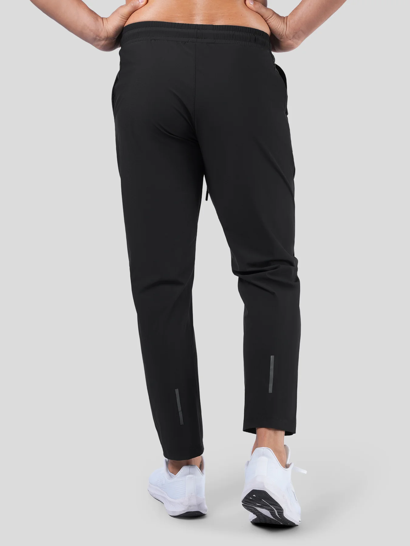ChillLux Quick-Dry Cropped Jogger - Image 13