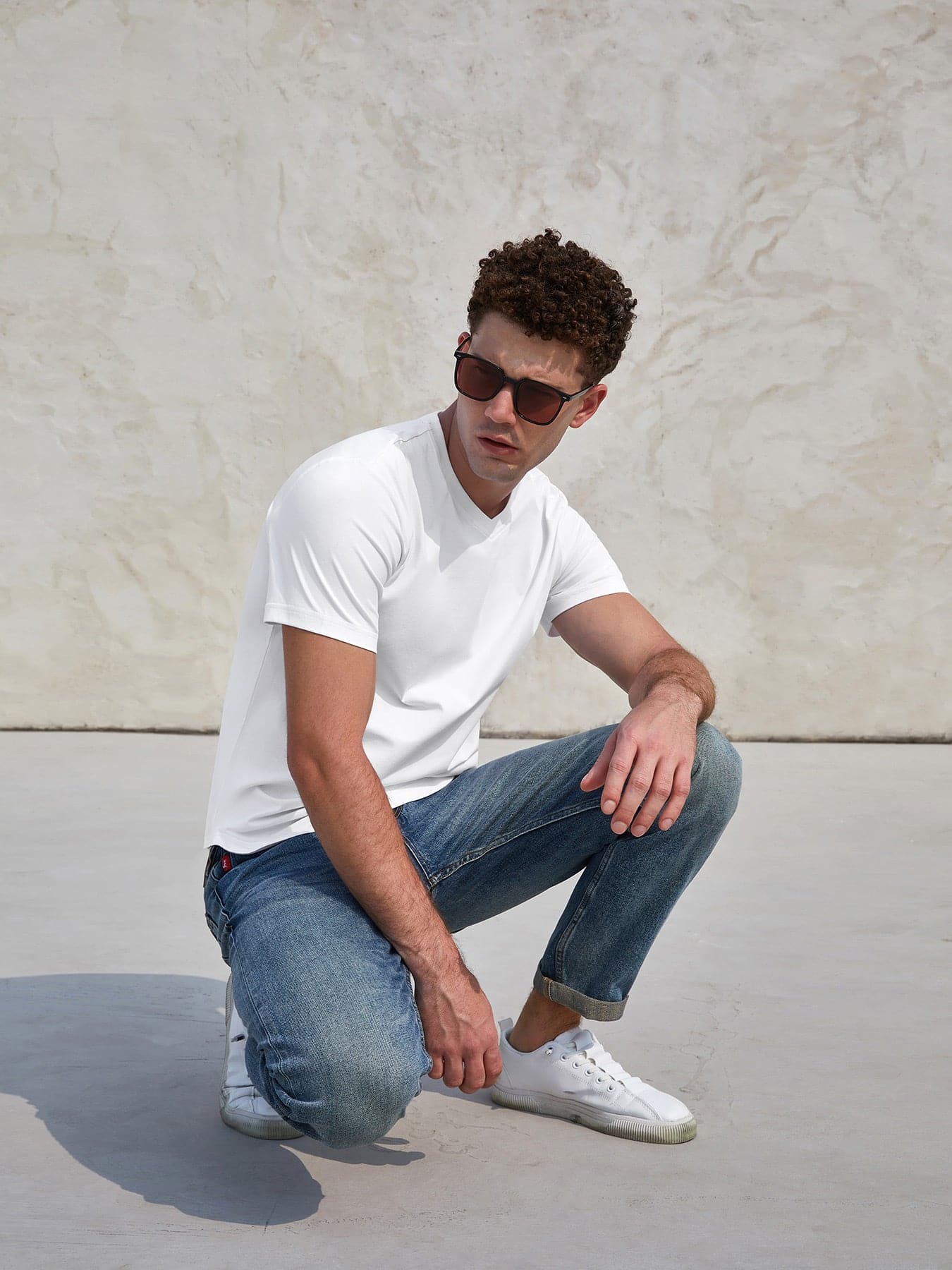 StayCool 2.0 V-neck Curve-Hem Tee: Slim Fit - Image 12