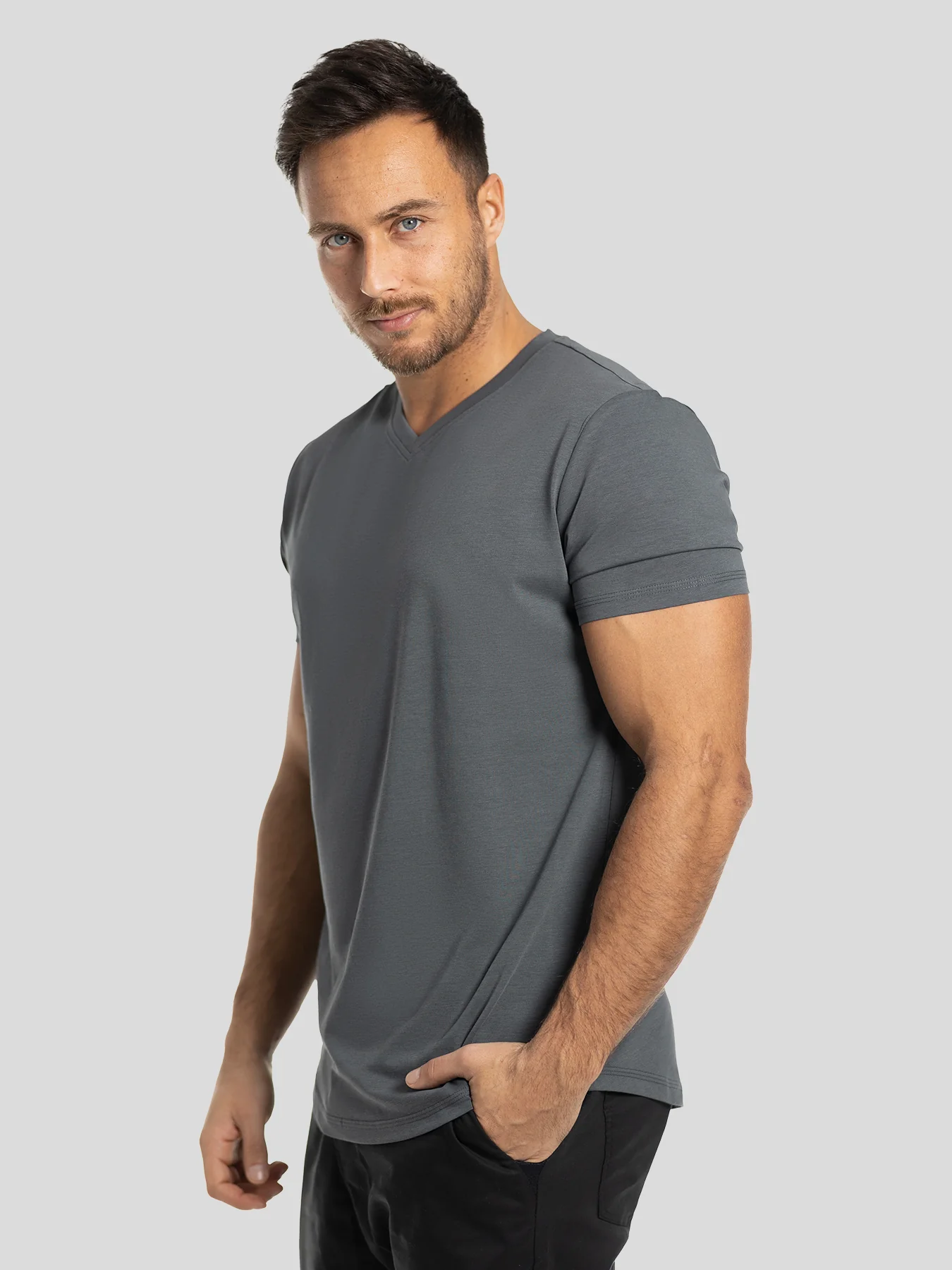 StayCool 2.0 V-neck Curve-Hem Tee: Slim Fit - Image 22