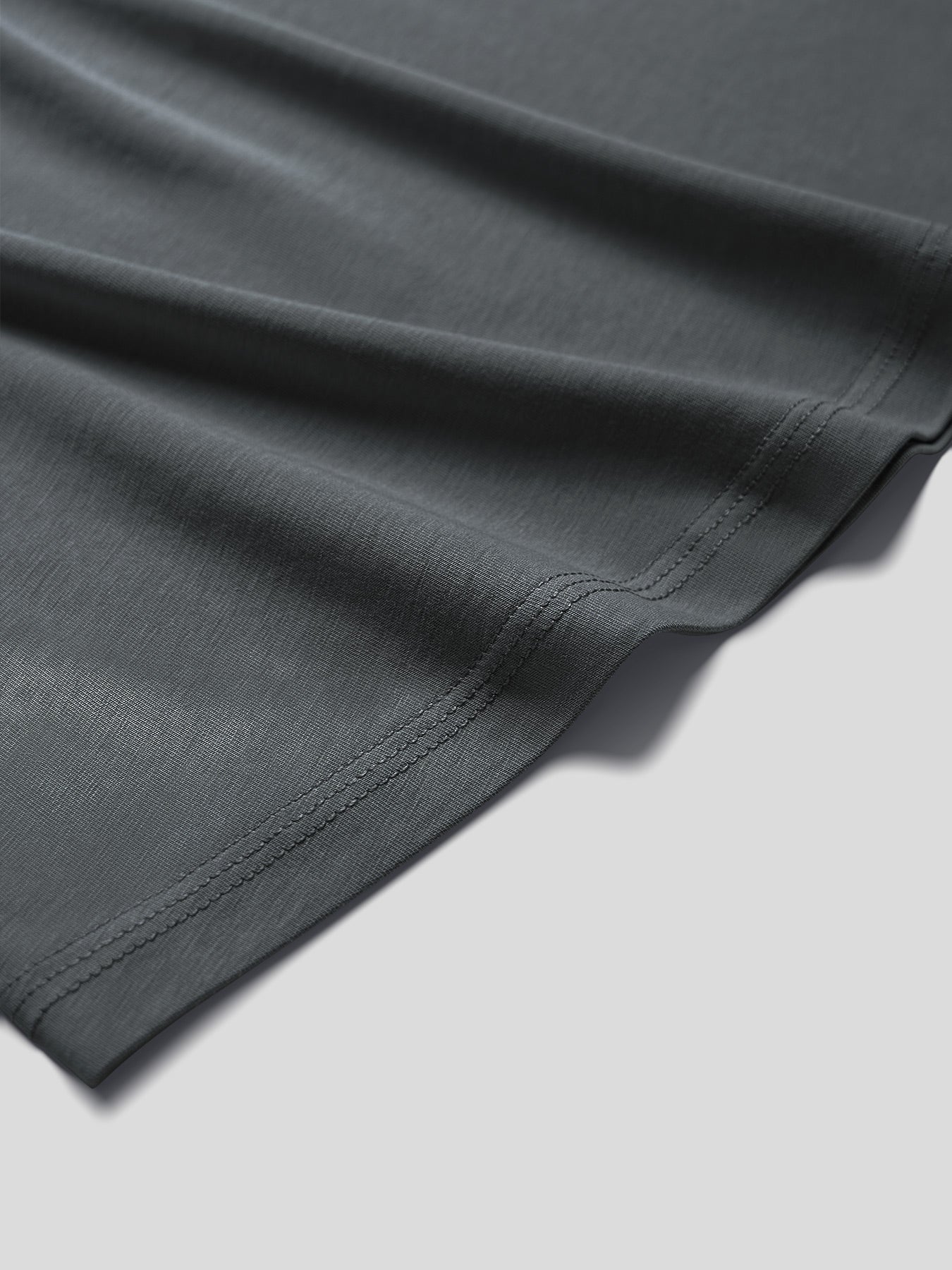 StayCool 2.0 V-neck Curve-Hem Tee: Slim Fit - Image 29