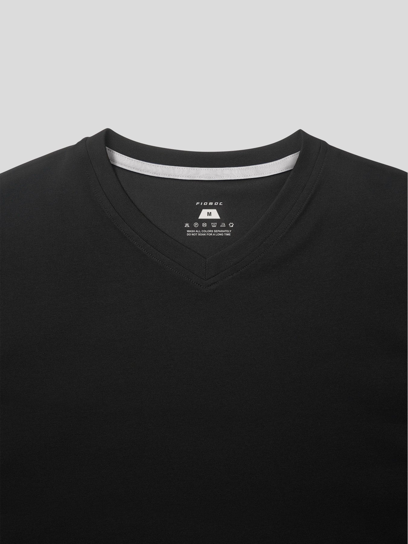 StayCool 2.0 V-neck Curve-Hem Tee: Slim Fit - Image 6