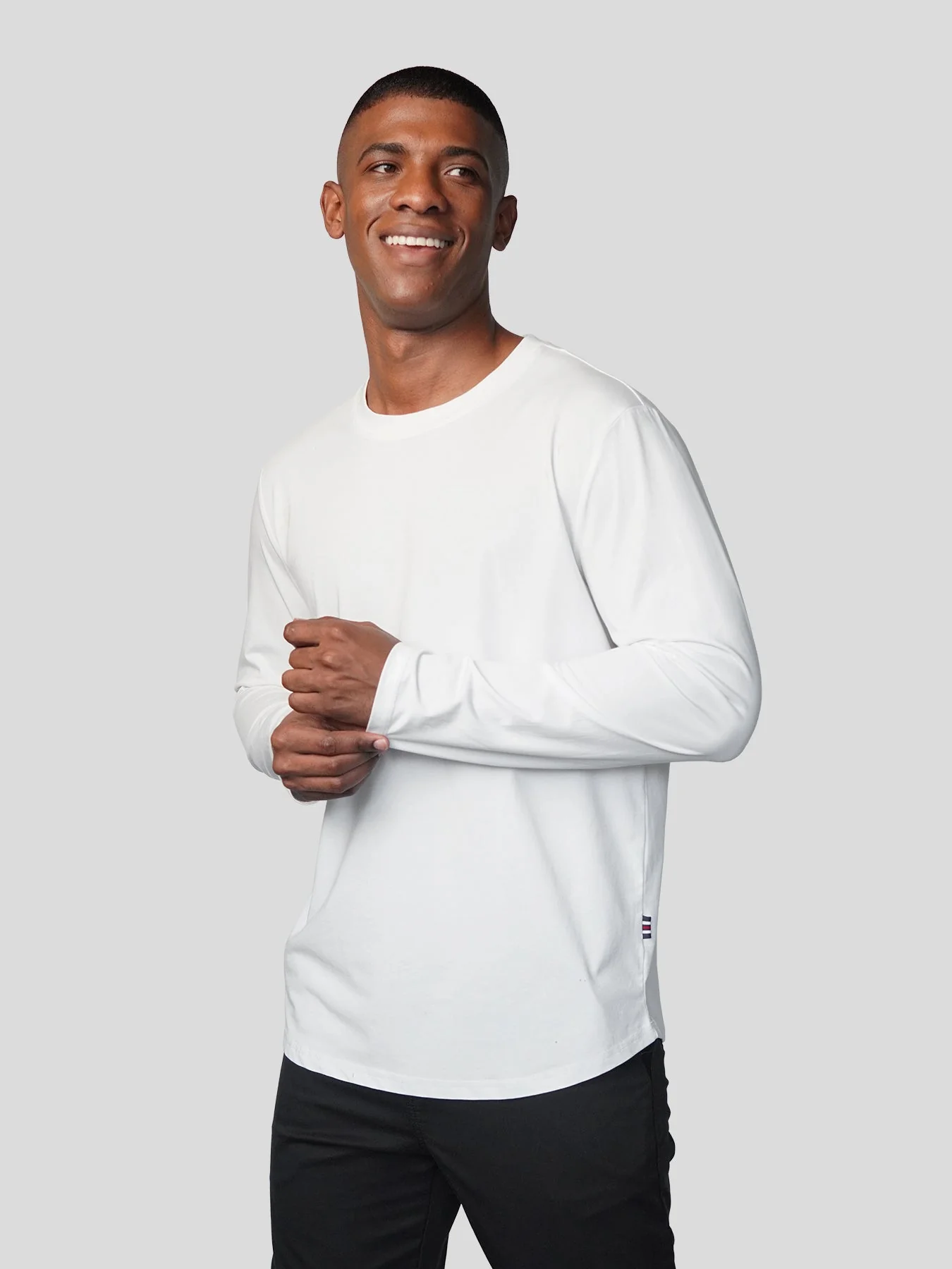 StaySmooth Long Sleeve Curve Hem Tee:Classic Fit - Image 24