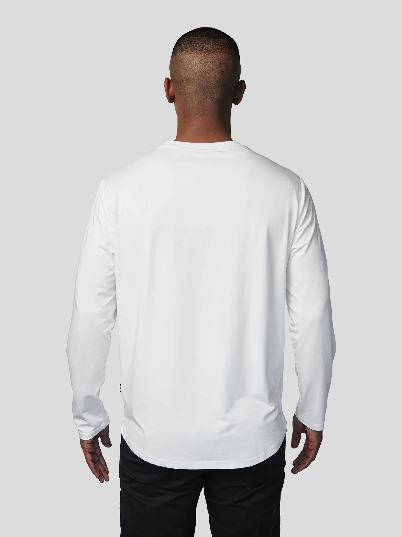 StaySmooth Long Sleeve Curve Hem Tee:Classic Fit - Image 26