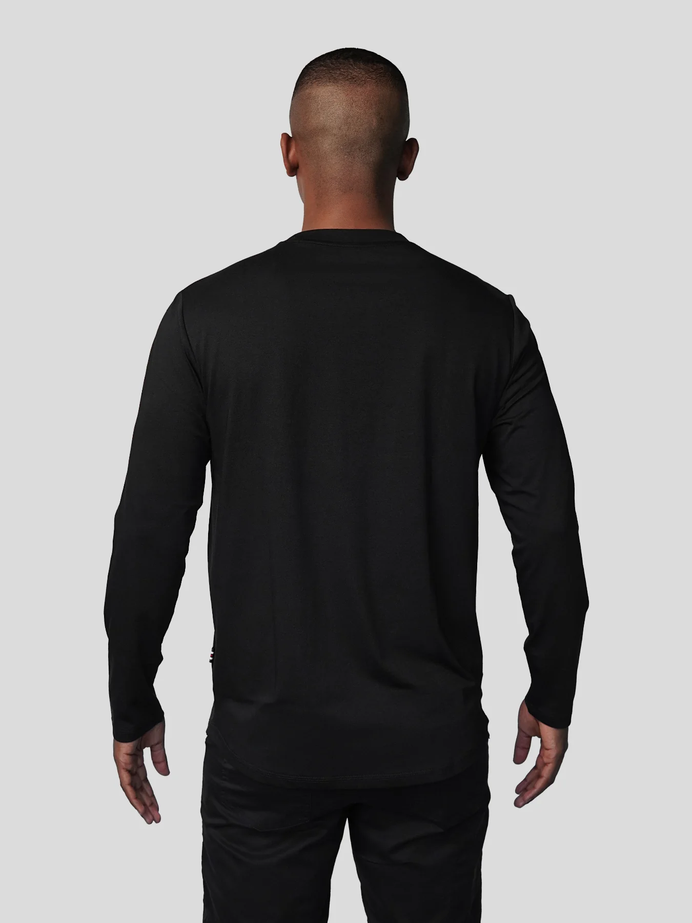 StaySmooth Long Sleeve Curve Hem Tee:Classic Fit - Image 12