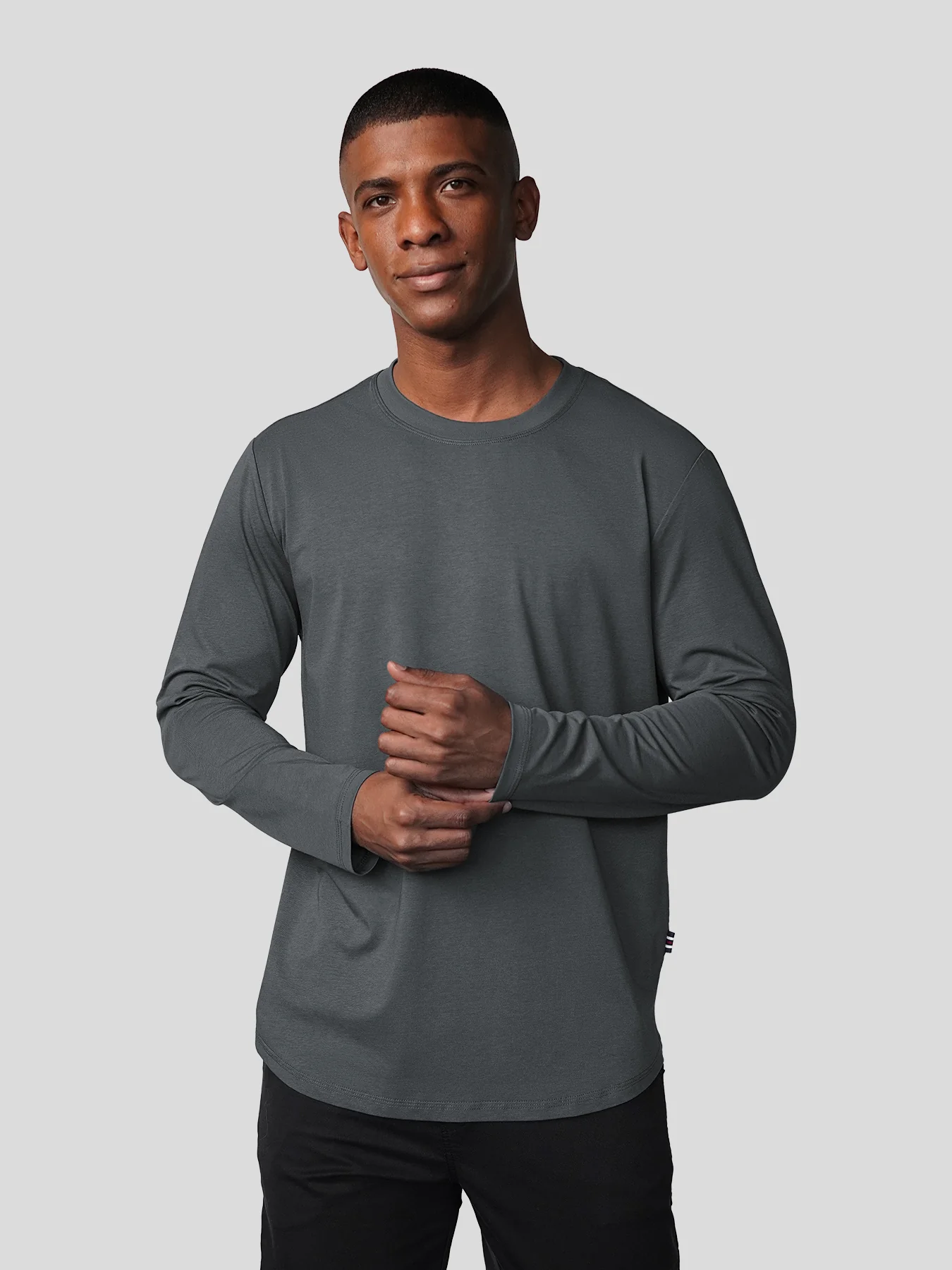 StaySmooth Long Sleeve Curve Hem Tee:Classic Fit - Image 17