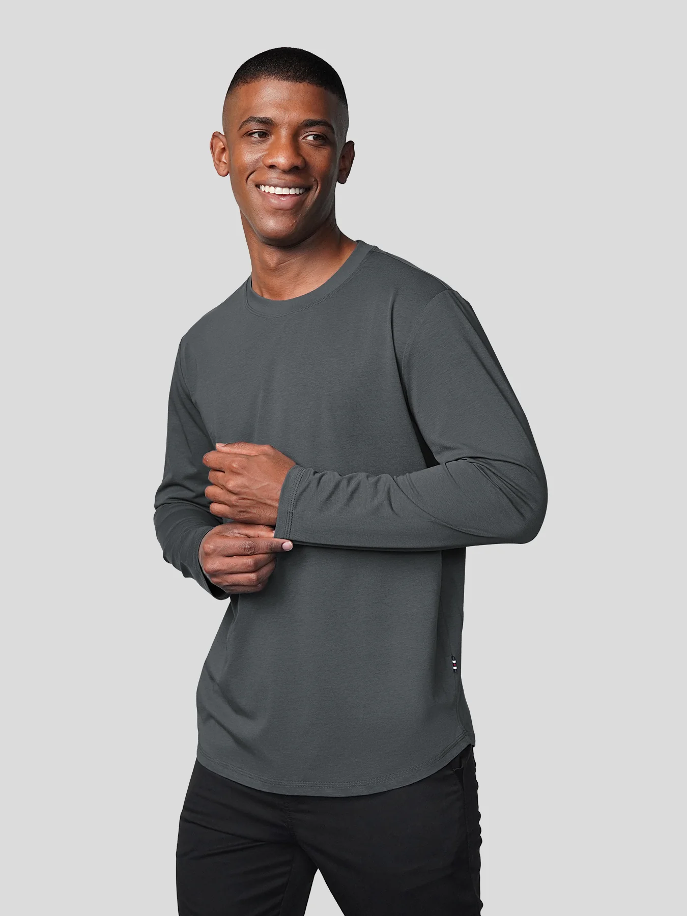 StaySmooth Long Sleeve Curve Hem Tee:Classic Fit - Image 18