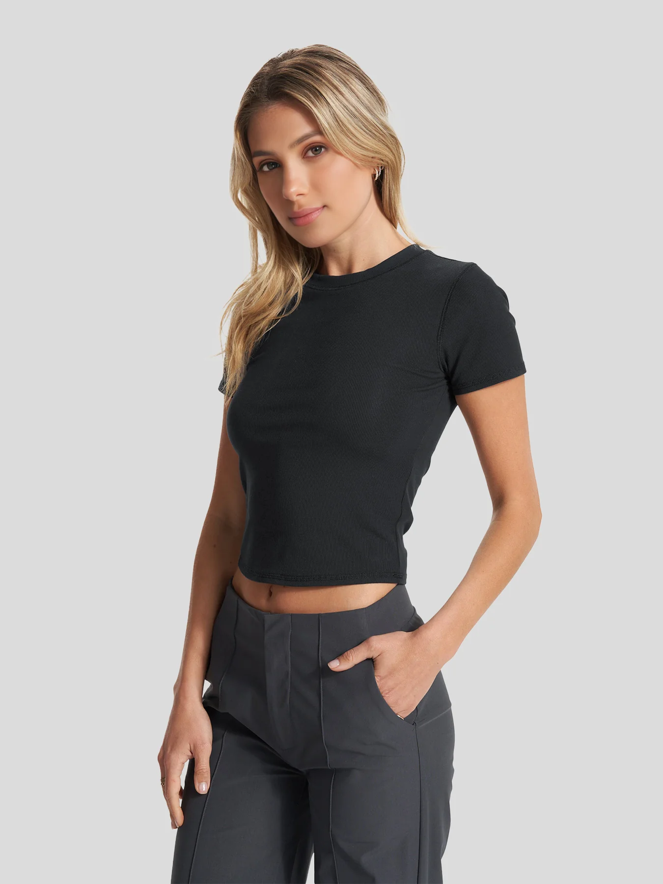 Velou Short Sleeve Tee - Image 17