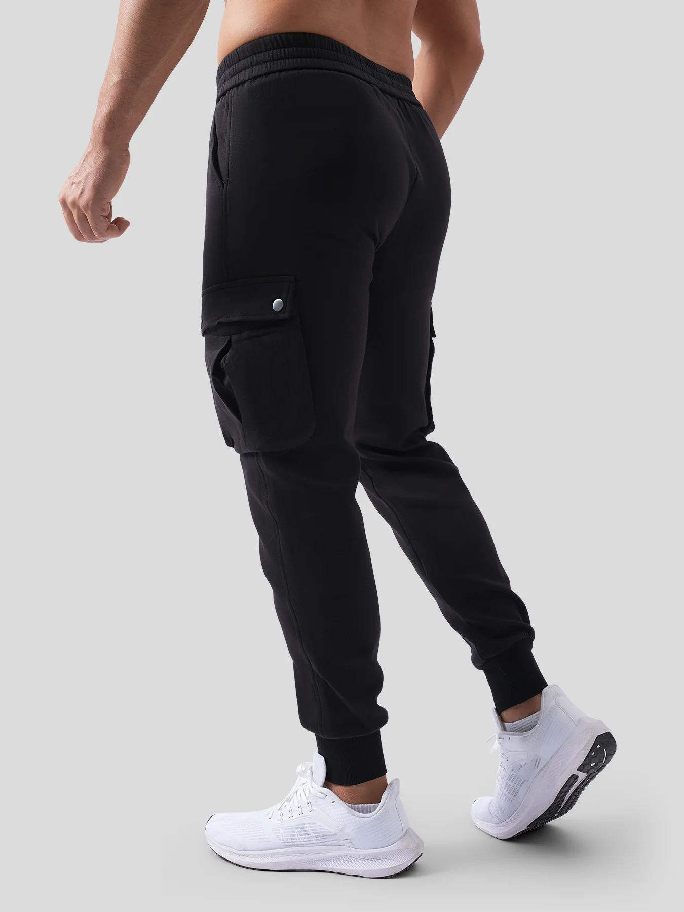 Weekend Performance Cargo Pocket Jogger - Image 10