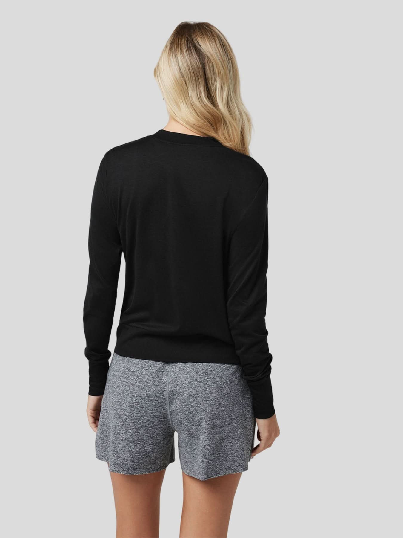 Velou Long Sleeve Crew Tee - Image 7